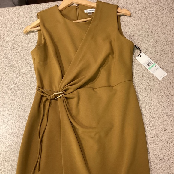 SOLD!!! Calvin Klein Clasp Tie Waist Dress - Picture 6 of 9
